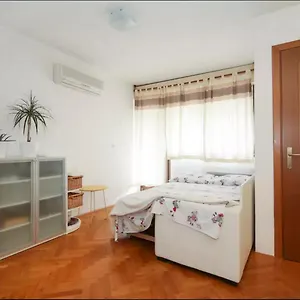 https://apartment-lovret.splithotels.org