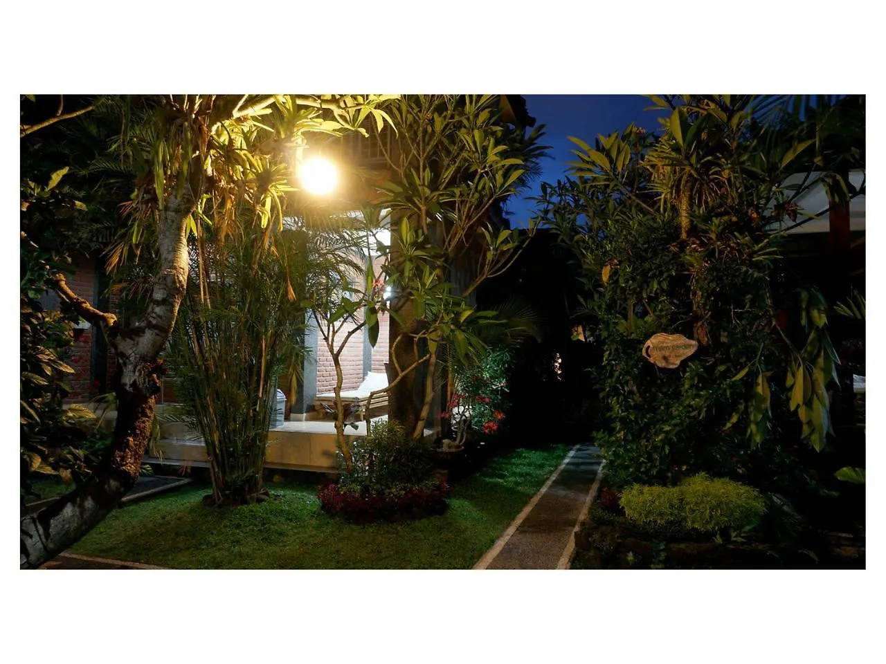 Homestay In Da Garden Apartment Ubud